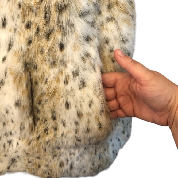 Janie Bryant Faux Fur Capelet size XS - Picture 7 of 16